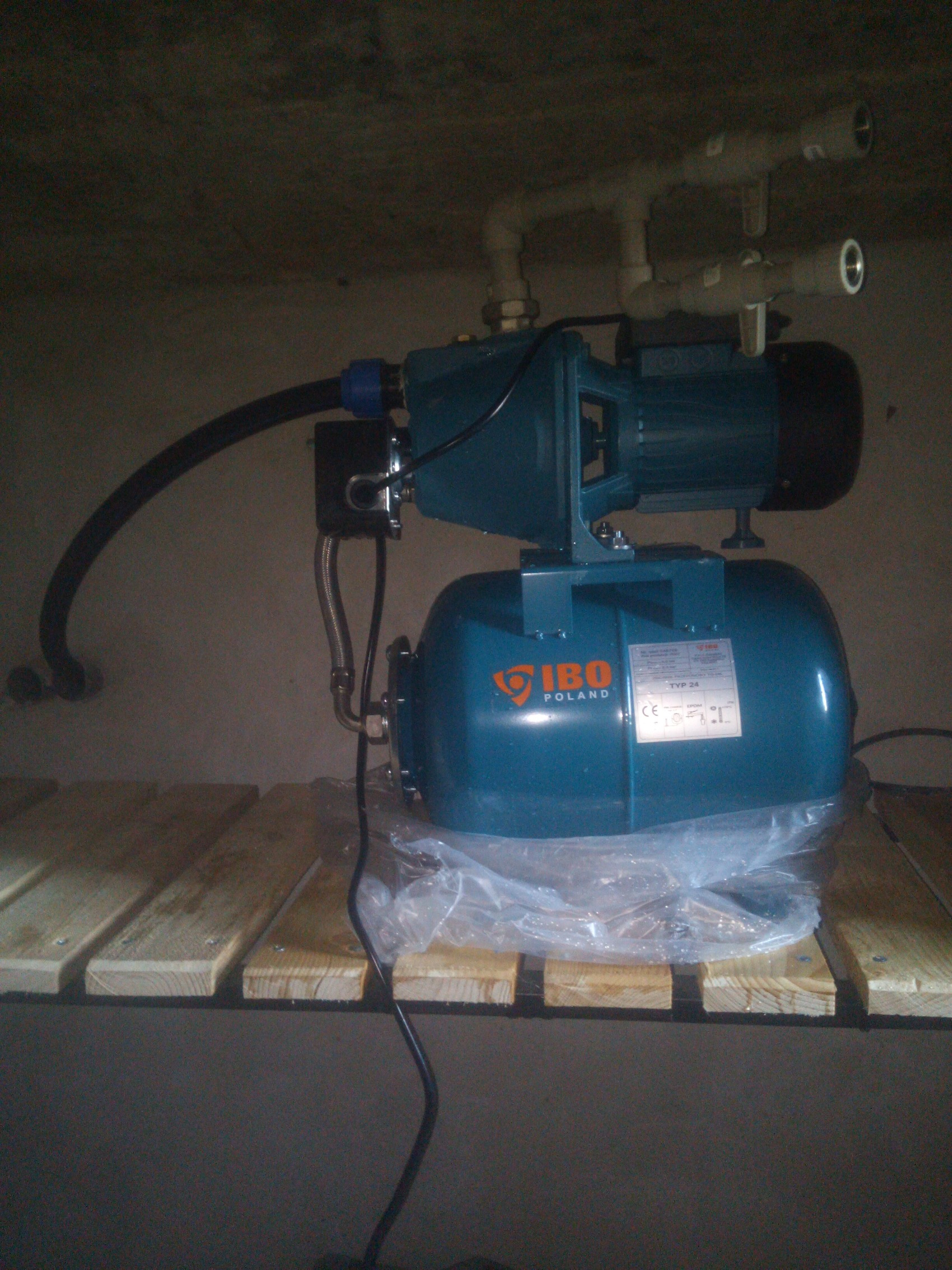 Скважина 50мм с поверхностным насосом.